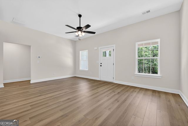 271 Russellville Road, Forsyth, GA 31029