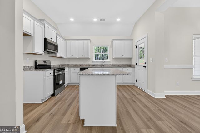 271 Russellville Road, Forsyth, GA 31029
