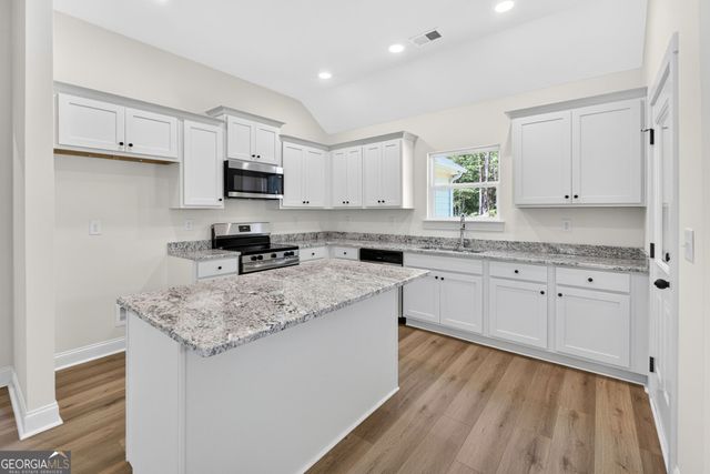 271 Russellville Road, Forsyth, GA 31029