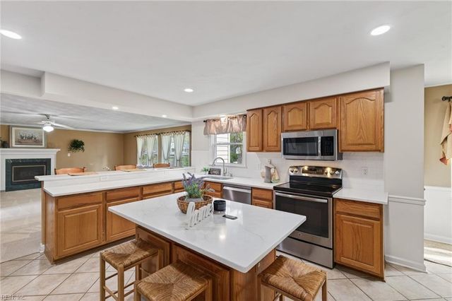 2332 Upper Greens PL, Virginia Beach, VA 23456