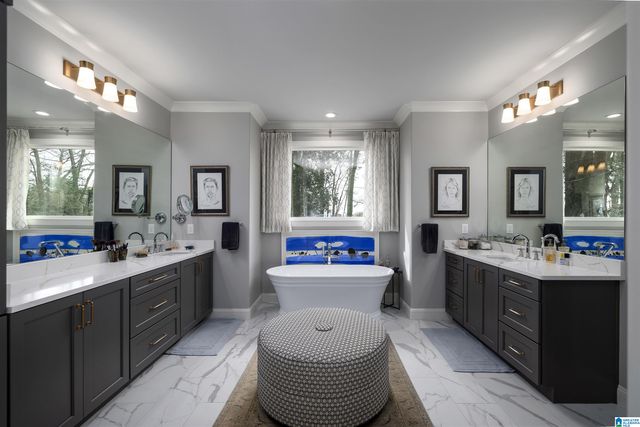 2005 WARWICK COURT, Birmingham, AL 35209