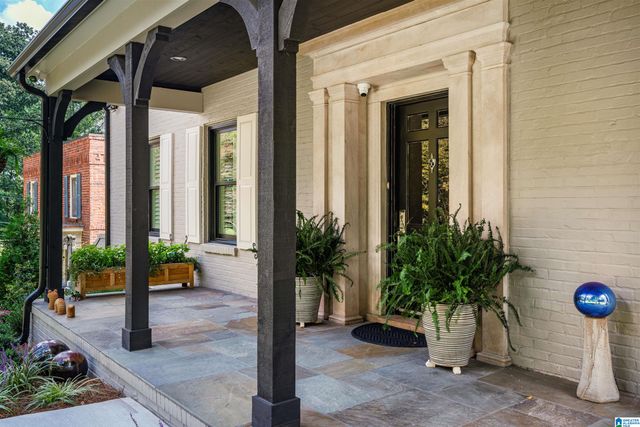 2005 WARWICK COURT, Birmingham, AL 35209