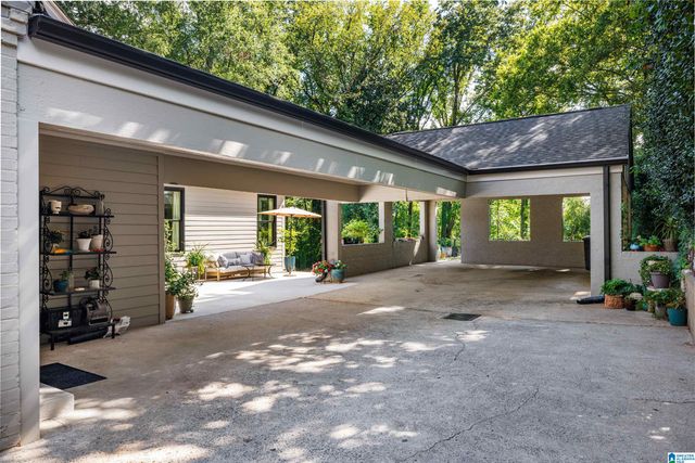 2005 WARWICK COURT, Birmingham, AL 35209