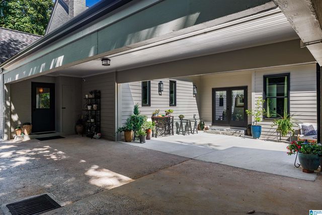 2005 WARWICK COURT, Birmingham, AL 35209