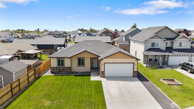 546 S Driftwood Lane, Moses Lake, WA 98837