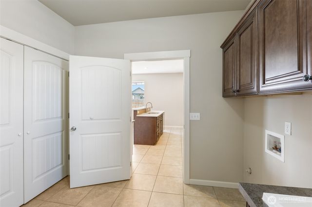 546 S Driftwood Lane, Moses Lake, WA 98837