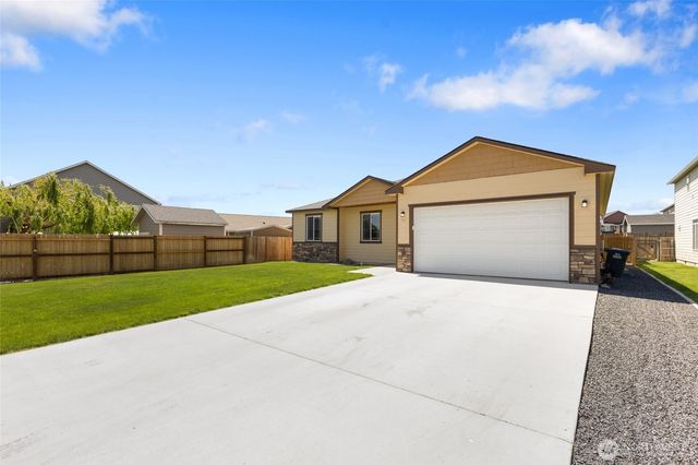 546 S Driftwood Lane, Moses Lake, WA 98837