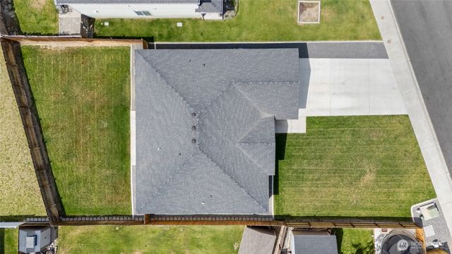 546 S Driftwood Lane, Moses Lake, WA 98837