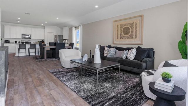 10718 Sage Bend Dr, Beasley, TX 77417