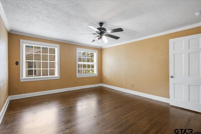 2002 Robertson Ave, Tyler, TX 75701