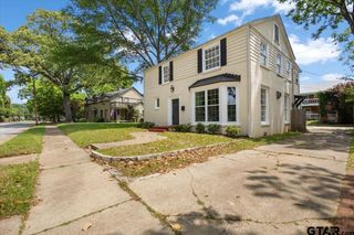 2002 Robertson Ave, Tyler, TX 75701