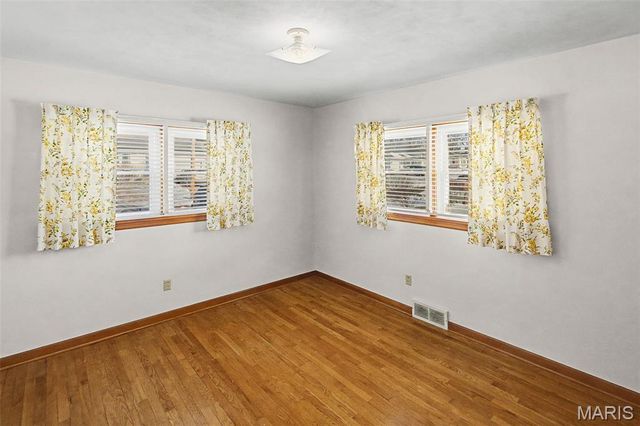 422 E Cherry Street, Columbia, IL 62236