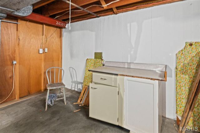 422 E Cherry Street, Columbia, IL 62236