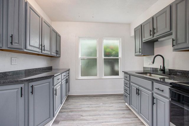 51 Latta Street, Battle Creek City, MI 49017
