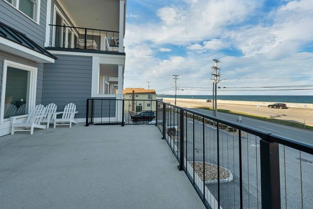 535 Ocean Blvd Unit 402, Hampton, NH 03842