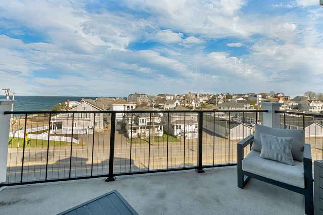 535 Ocean Blvd Unit 402, Hampton, NH 03842
