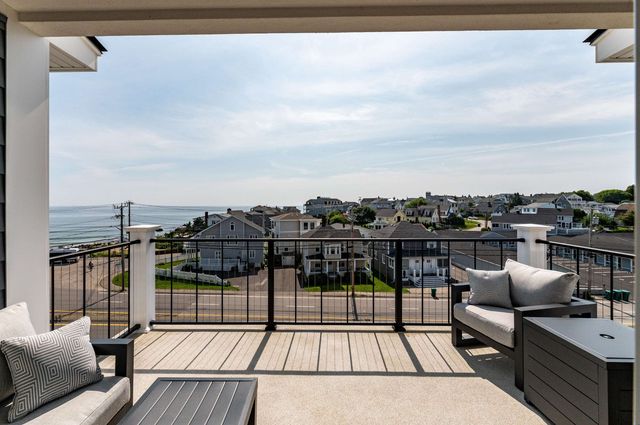 535 Ocean Blvd Unit 402, Hampton, NH 03842