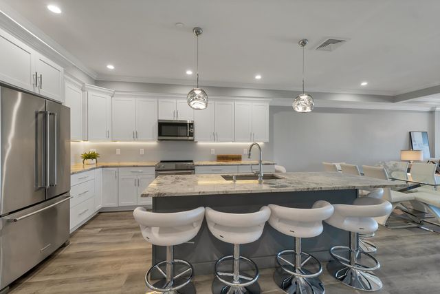 535 Ocean Blvd Unit 402, Hampton, NH 03842