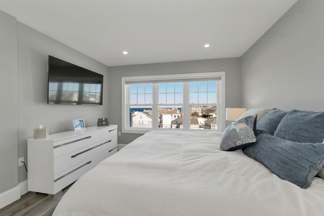 535 Ocean Blvd Unit 402, Hampton, NH 03842