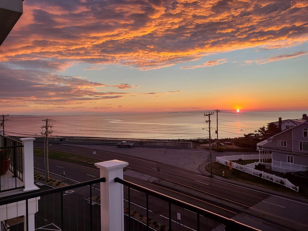 535 Ocean Blvd Unit 402, Hampton, NH 03842