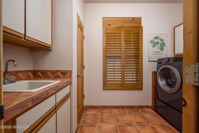 5411 Superstition Drive, Las Cruces, NM 88011