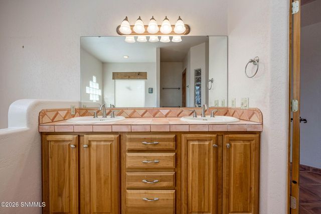 5411 Superstition Drive, Las Cruces, NM 88011