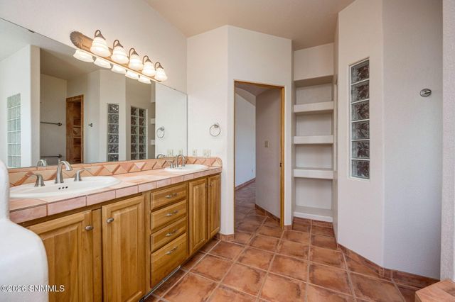 5411 Superstition Drive, Las Cruces, NM 88011