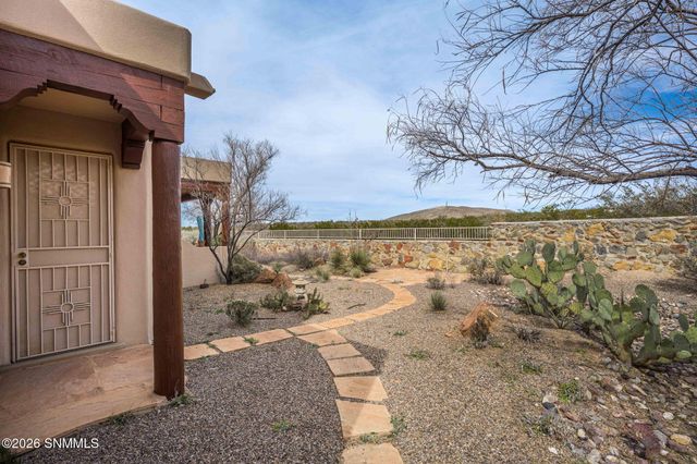 5411 Superstition Drive, Las Cruces, NM 88011