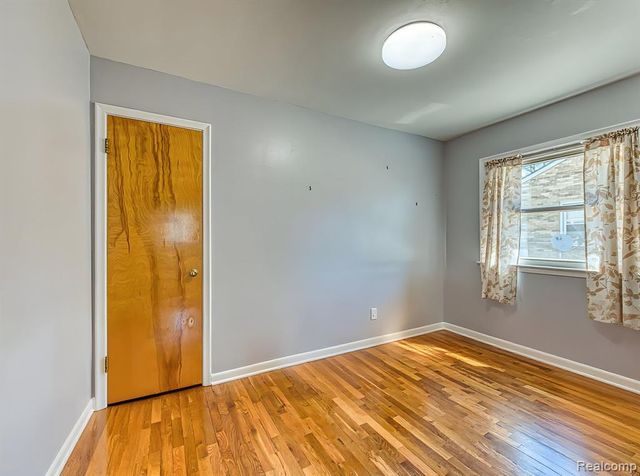 1335 Spencer Place, Adrian, MI 49221
