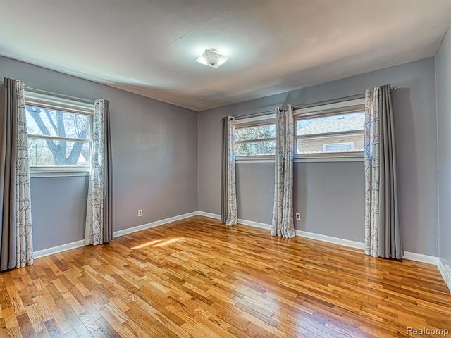 1335 Spencer Place, Adrian, MI 49221