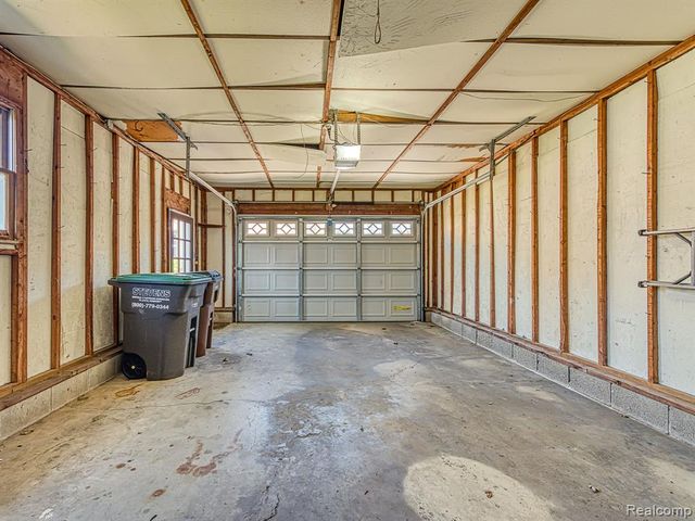 1335 Spencer Place, Adrian, MI 49221