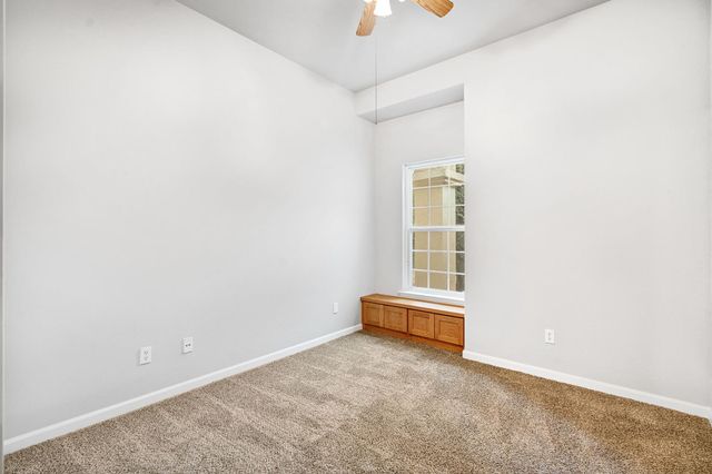 9629 N Paula Avenue, Fresno, CA 93720