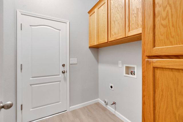 9629 N Paula Avenue, Fresno, CA 93720