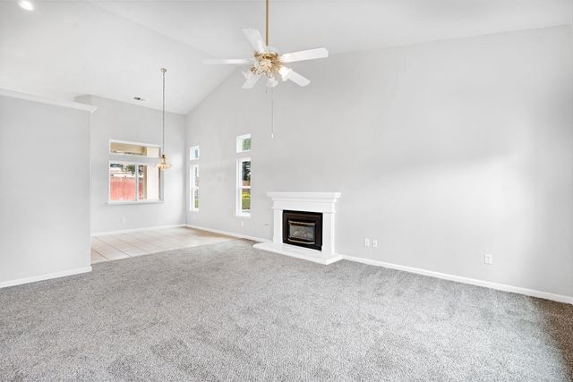 9629 N Paula Avenue, Fresno, CA 93720