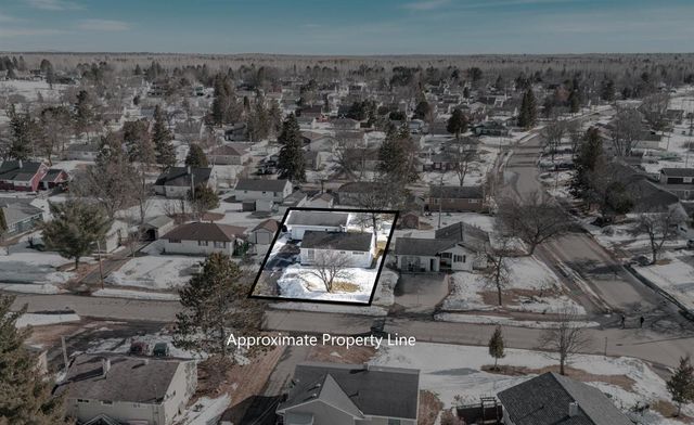 204 Brandon Road, Hoyt Lakes, MN 55750