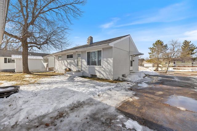 204 Brandon Road, Hoyt Lakes, MN 55750