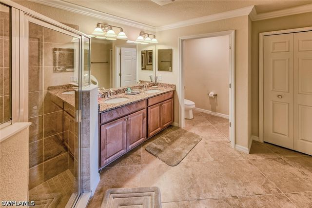9512 Napoli LN 101, Naples, FL 34113