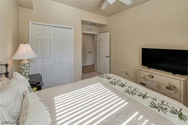 9512 Napoli LN 101, Naples, FL 34113