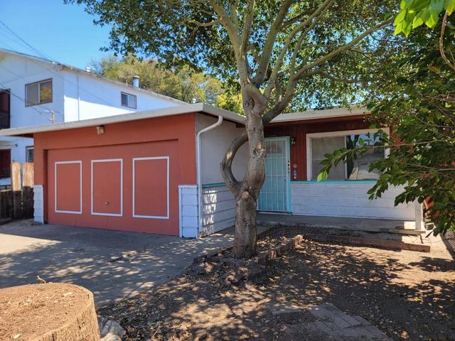4800 Opal Street, Capitola, CA 95010