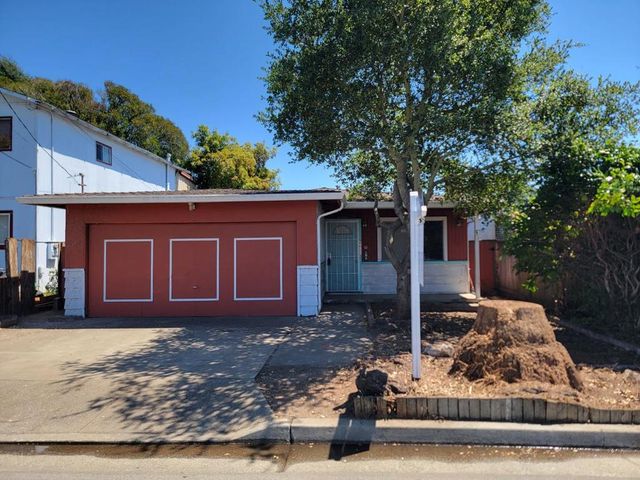 4800 Opal Street, Capitola, CA 95010