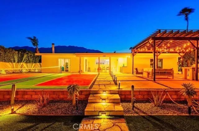 1928 N Farrell, Palm Springs, CA 92262