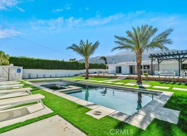 1928 N Farrell, Palm Springs, CA 92262