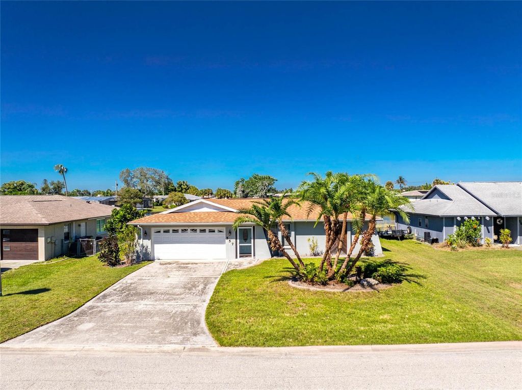 557 BRIARWOOD ROAD, Venice, FL 34293
