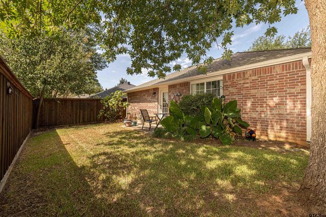 462 Redbud Circle, Whitehouse, TX 75791