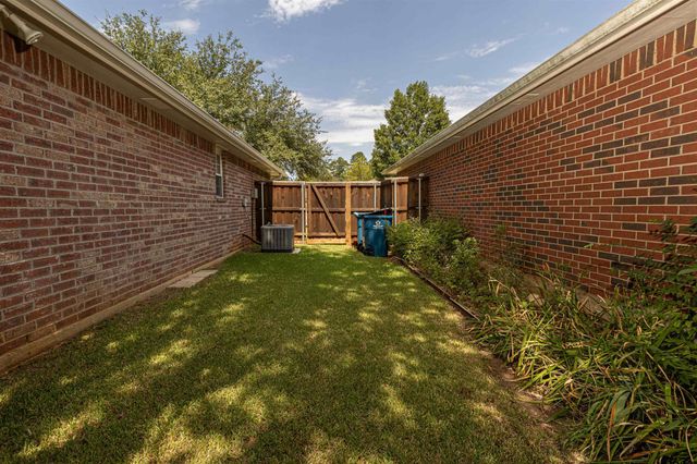 462 Redbud Circle, Whitehouse, TX 75791