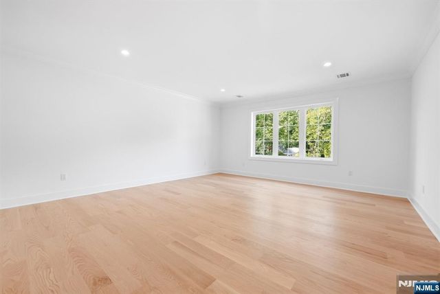 432 Glendale Road, Wyckoff, NJ 07481