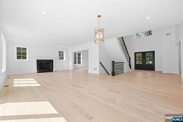 432 Glendale Road, Wyckoff, NJ 07481