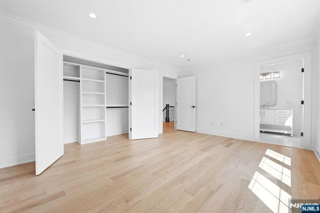 432 Glendale Road, Wyckoff, NJ 07481