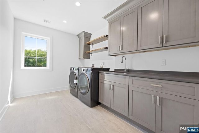 432 Glendale Road, Wyckoff, NJ 07481