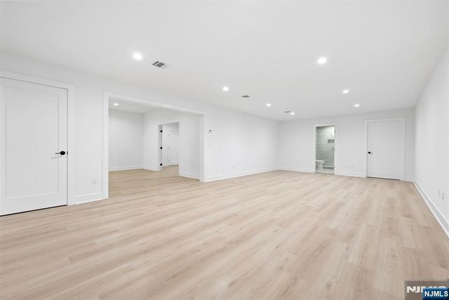432 Glendale Road, Wyckoff, NJ 07481